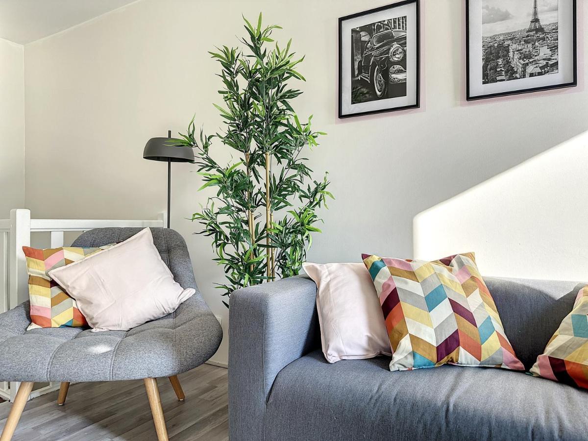 Charmant Appartement Avec Terrasse Parking Ispagnac ภายนอก รูปภาพ