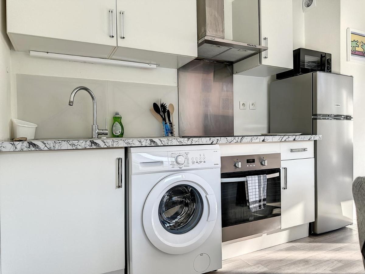 Charmant Appartement Avec Terrasse Parking Ispagnac ภายนอก รูปภาพ